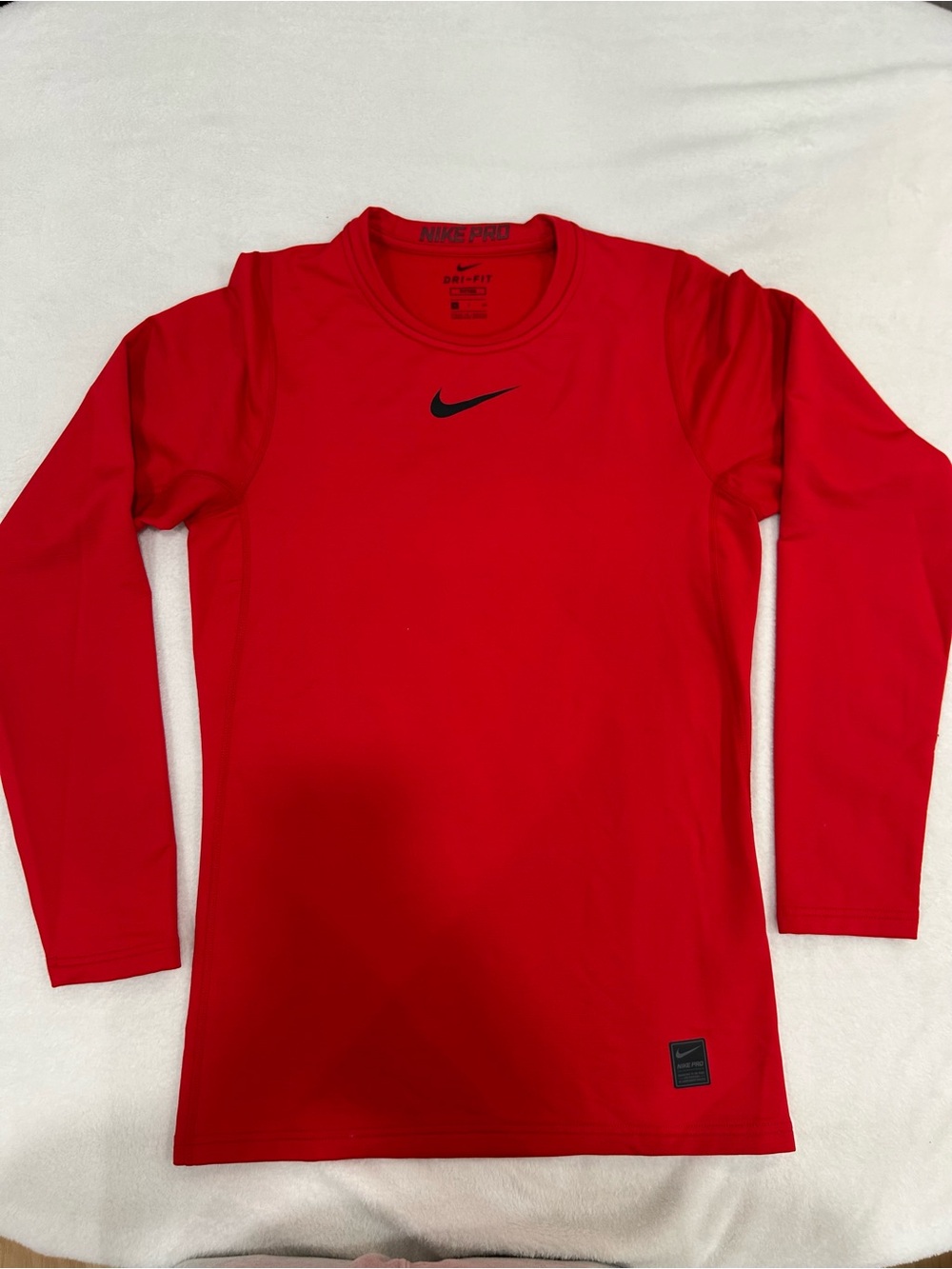 Nike Pro Dri-FIT Fitted Long Sleeve Training Shirt Red Black Small